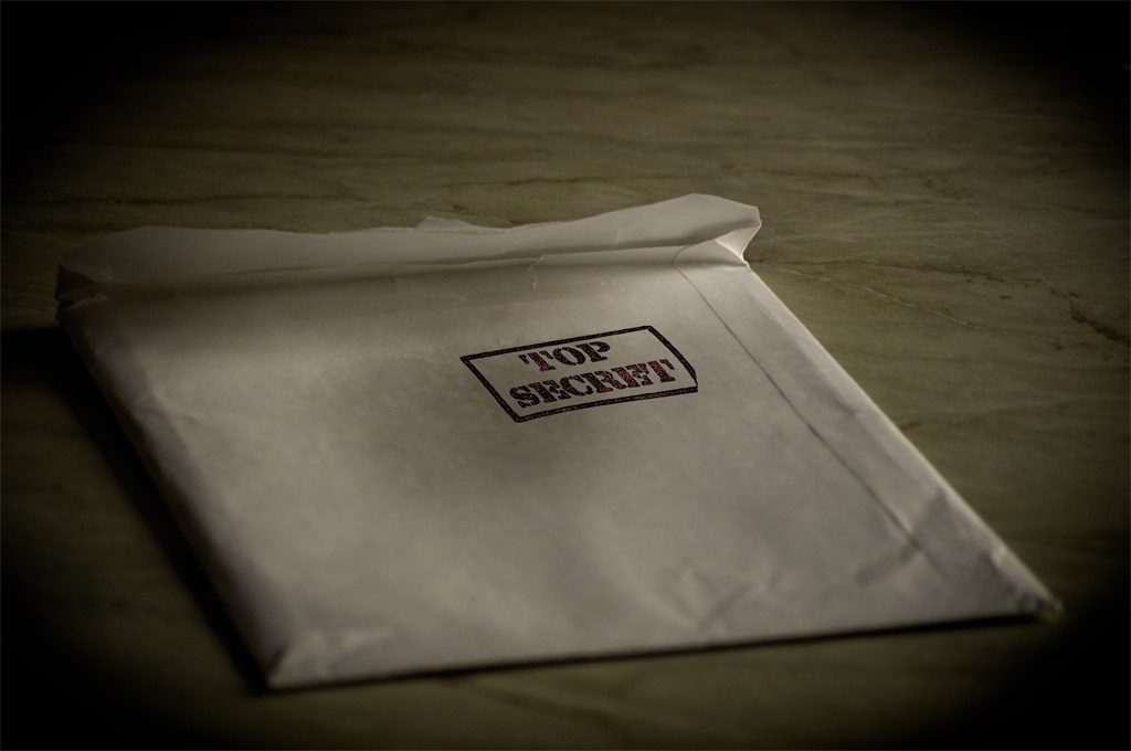 astuces pour apprendre : top secret, photo de Michelangelo Carrieri (CC BY-ND 2.0)